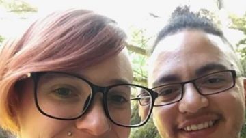 Tina Bejarano Gardere, la joven que se reencontró con su hijo 29 años después.