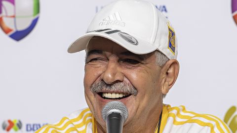 Ricardo Ferreti, el polémico técnico de los Tigres de la UANL.