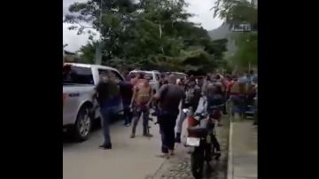 VIDEO: Ejército del CJNG y el Mencho se exhibe por las calles de Jalisco