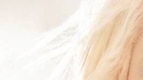 Christina Aguilera.