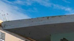 El temblor del lunes derrumbó casas en la región de Guánica, en el suroeste de la isla.