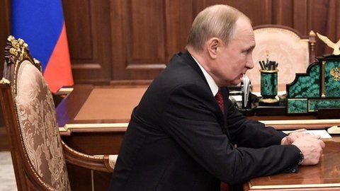 Putin se ha mantenido en el poder por 20 años.