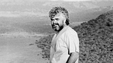El microbiólogo Frank Plummer es reconocido mundialmente por su investigación sobre el VIH.