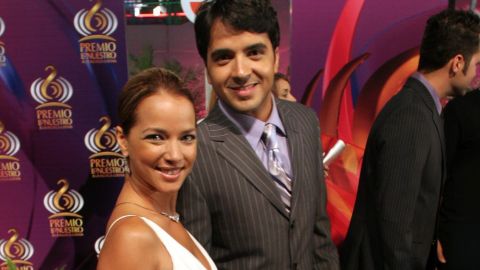 Adamari López junto a Luis Fonsi.