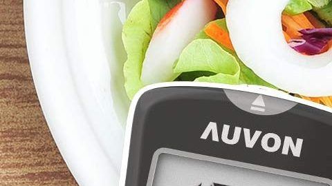 De acuerdo con el estudio las personas que suelen sufrir alteraciones de glucosa, consumen más alimentos al día y a la larga pueden aumentar hasta 9 kg en un año.