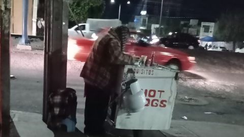 Don Abel se puso triste por no vender nada.