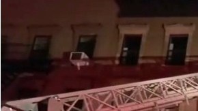 Bomberos en 155 5th Ave, Brooklyn