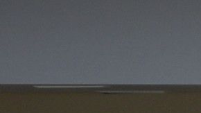 Familias llegan a ver a sus familiares al centro de detención en Adelanto.  (Alejandro Cano)