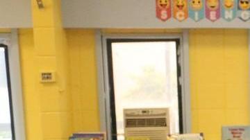 Un grupo de niños que se educan en la Family Life Academy.