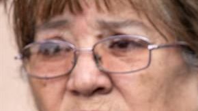 Reacciones de estudiantes y padres de familia, saliendo de escuelas de Cudahy, luego de que un avión de Delta arrojara combustible sobre ellos en Los Ángeles.