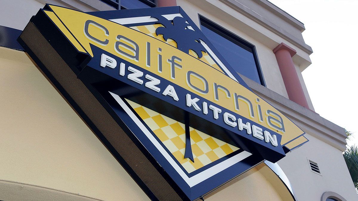 California Pizza Kitchen Dar Pizzas GRATIS Y Un Viaje A Haw i Para Dos 