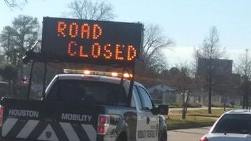 La escena se mantiene activa.