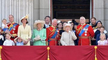 La Familia Real tiene varias fuentes de ingresos, tanto público como privados.
