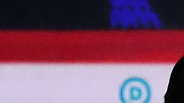 La camaradería entre Castro y Warren se vio durante algunos debates.