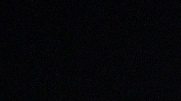 La estrella brasileña acudió al desfile de a casa de moda Balmain.