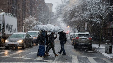 La lluvia y las nevadas continuarán esta semana.