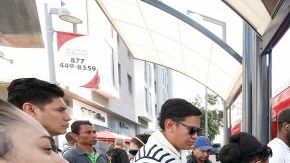 Los niños y niñas que van a la escuela en el condado de Los Ángeles podrán viajar gratis en buses y metro, si se aprueba la medida.