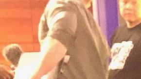 El promotor Bob Arum sigue dando guerra.