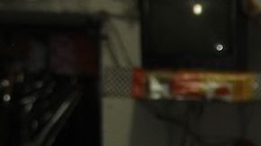 Nayeli Flores encontró trabajo como vendedora: sabe sacar cuentas pero no leer muy bien