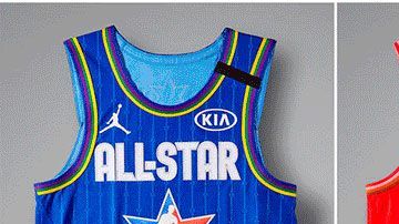 También tiene incluida la estrella de seis puntas que está en la bandera de la ciudad.