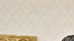 El obispo de Kansas City le entregó el obsequio al líder de la iglesia católica.