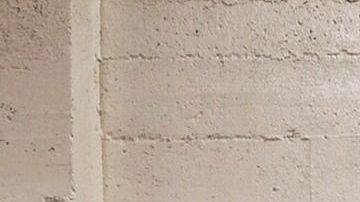 Tres adolescente atacaron a la mujer que fue a denunciar e acoso que sufría su hija.