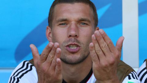 Lukas Podolski podría llegar a la Liga MX o a la MLS.