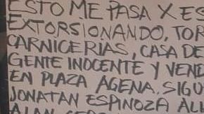 El mensaje estaba junto a los restos humanos.