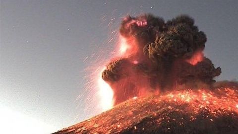 Volcán Popocatépetl, México.