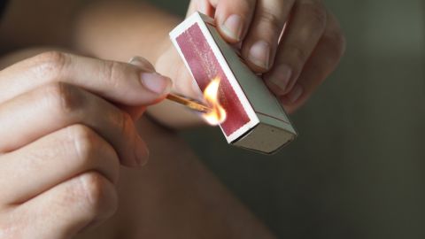La chica pensó que así pondría punto final a sus problemas.