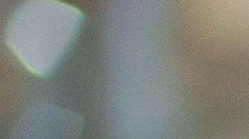 La madre se fue a fumar un cigarrillo y a escuchar música.