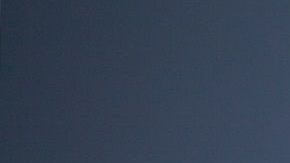 La mujer movió sus extremidades.