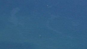 Sicilia es una isla italiana con construcciones escalonadas por sus colinas.