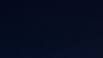 La nave espacial Dragon de SpaceX  se dirige hacia la Estación Espacial Internacional.