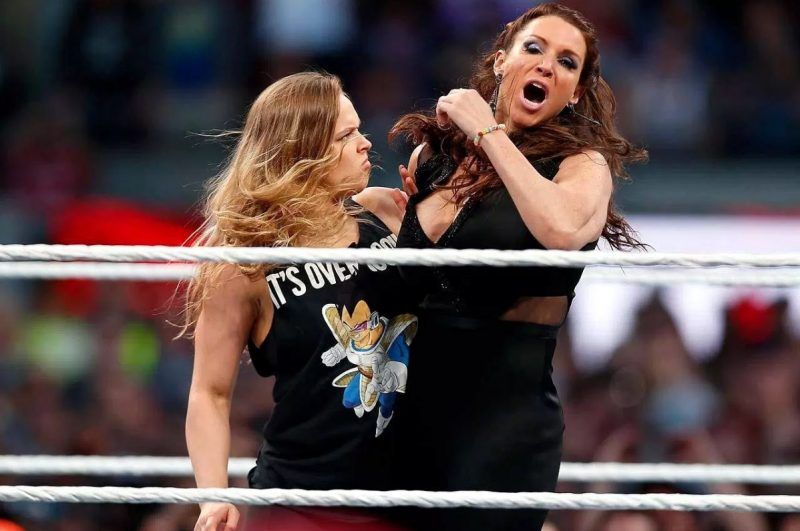 "Rowdy" fue Campeona Femenil de RAW en su paso por WWE