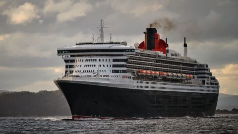 El crucero está varado en Italia.
