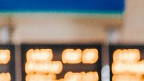 Objetos que debes llevar en la maleta / Créditos: Fotógrafo Anete Lūsiņa vía Unsplash