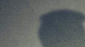 Las personas con el síndrome del impostor se sienten poco auténticas.