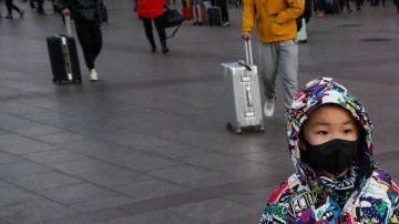 Los casos de niños contagiados con el coronavirus han sido raros y los expertos están tratando de descubrir por qué.