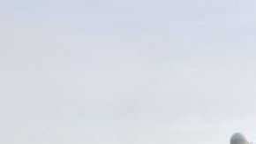 El crucero Diamond Princess está en cuarentena frente a la costa de Japón con 3,500 personas a bordo.