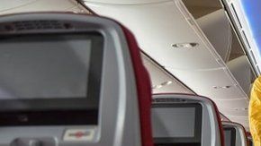 Los aviones trasladan cada vez a más gente, más rápido y más lejos.