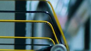 Sam Rowley pasó cinco noches tendido en el piso de un andén en el metro de Londres para lograr esta imagen.