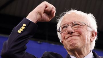 Sanders, al frente de la carrera por la candidatura demócrata, propone un "socialismo democrático".