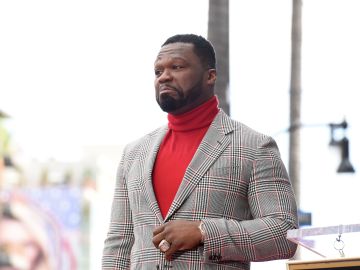 50 Cent se burla de Floyd Mayweather por su peculiar chamarra de Louis  Vuitton - El Diario NY