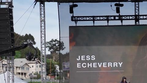 Jess Echeverry, fundadora de la organización sin fines de lucro SOFESA, que socorre a personas en indigencia.