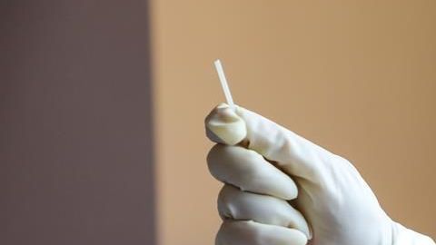 Recolecta de biomaterial de pacientes sospechosos de coronavirus