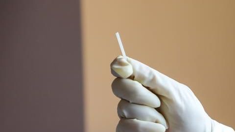 Recolecta de biomaterial de pacientes sospechosos de coronavirus