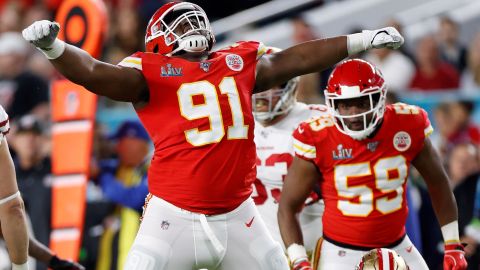 Derrick Nnadi celebra una jugada durante el Super Bowl.