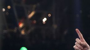 El pelirrojo recibió elogios en redes sociales por su noble gesto.