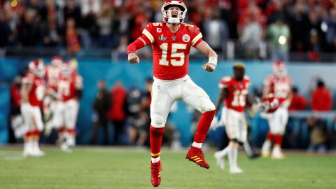 Pat celebra la anotación que consiguió ayer en el Super Bowl.